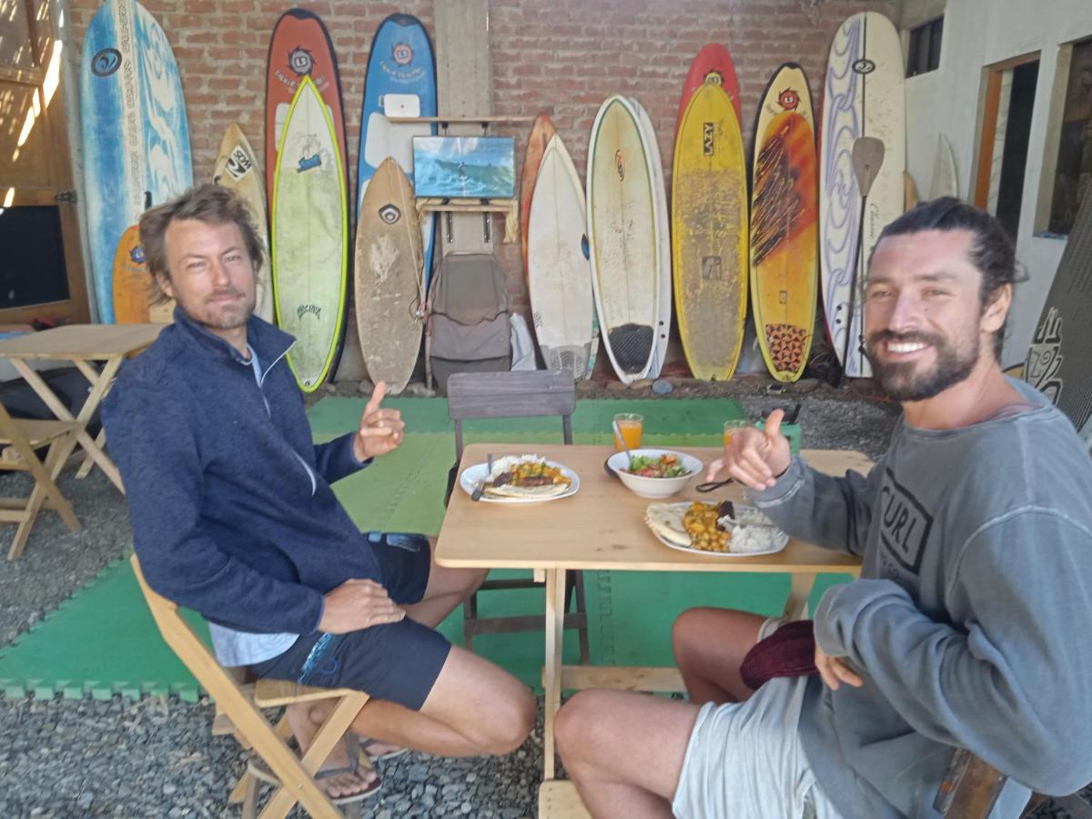 Chicama Surf Camp Hotel Puerto Chicama Exterior photo