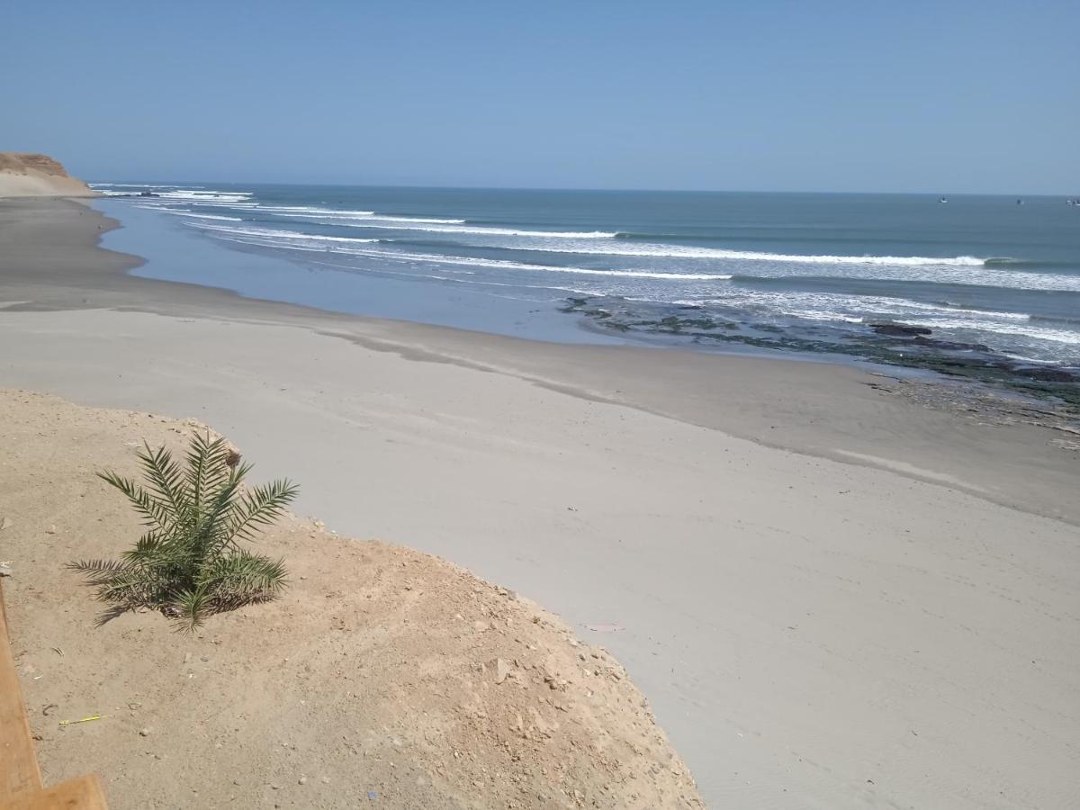 Chicama Surf Camp Hotel Puerto Chicama Exterior photo